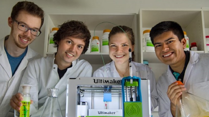 Students pioneer Scaffold Free Bioprinting with Hacked Ultimaker