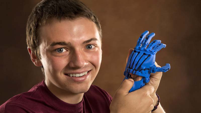 Eight Year Old gets 3D Printed Prosthetic Hand from CMU Students