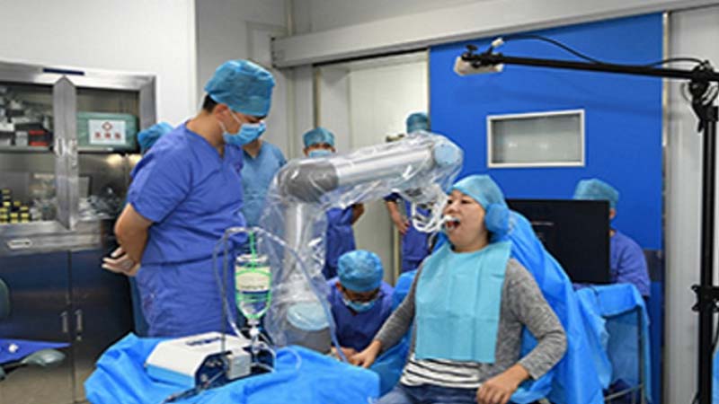 Robotic dentist